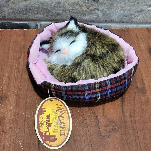 Wilcor Sleeping Cat Kitten Plush Decor - Picture 2 of 9